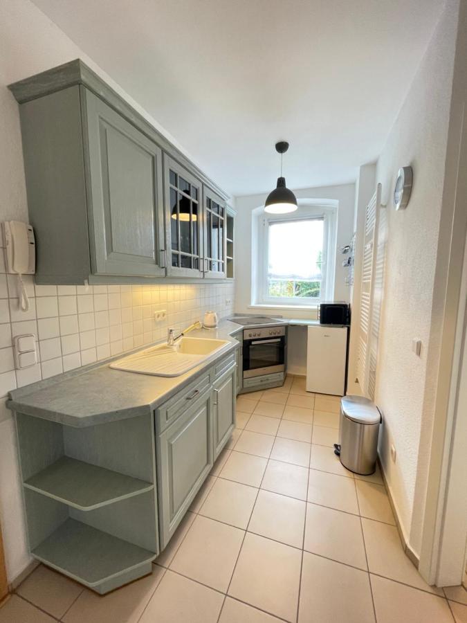 Ferienwohnung Im Stadtzentrum Von Bernau - Schoene Ferienwohnung Mit 1 1/2 Zimmern, Bad, Spuelmaschine, Waschmaschine, Komplette Kueche, Wlan ベルナウ・バイ・ベルリン エクステリア 写真